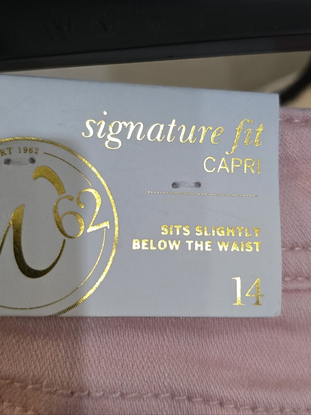 Women’s Pink Stretch Capri Jeans Size 14 New - Picture 7 of 7